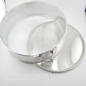 Manitowoc 9 Inch Springform Pan Aluminum Round Silver Made In USA Oven Safe